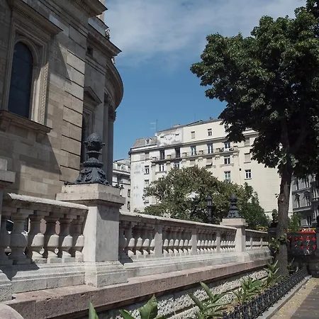 Helena With View On St. Stephan's Basilica