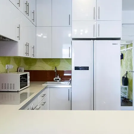 Helena With View On St. Stephan's Basilica