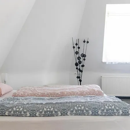 Helena With View On St. Stephan's Basilica *