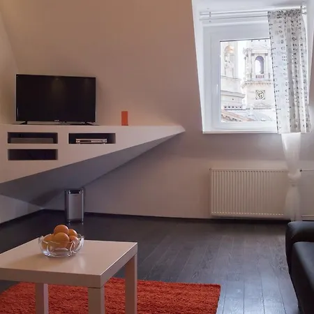 아파트 Helena With View On St. Stephan's Basilica *