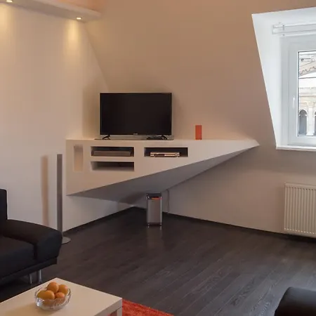 아파트 Helena With View On St. Stephan's Basilica *